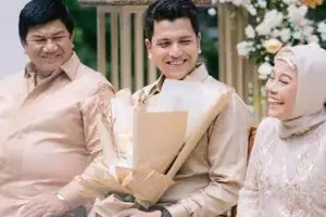 Jelang hari pernikahan, ibunda Rendi Jhon meninggal dunia