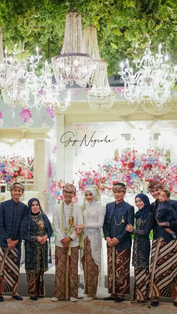 lesty di pernikahan kakak © instagram