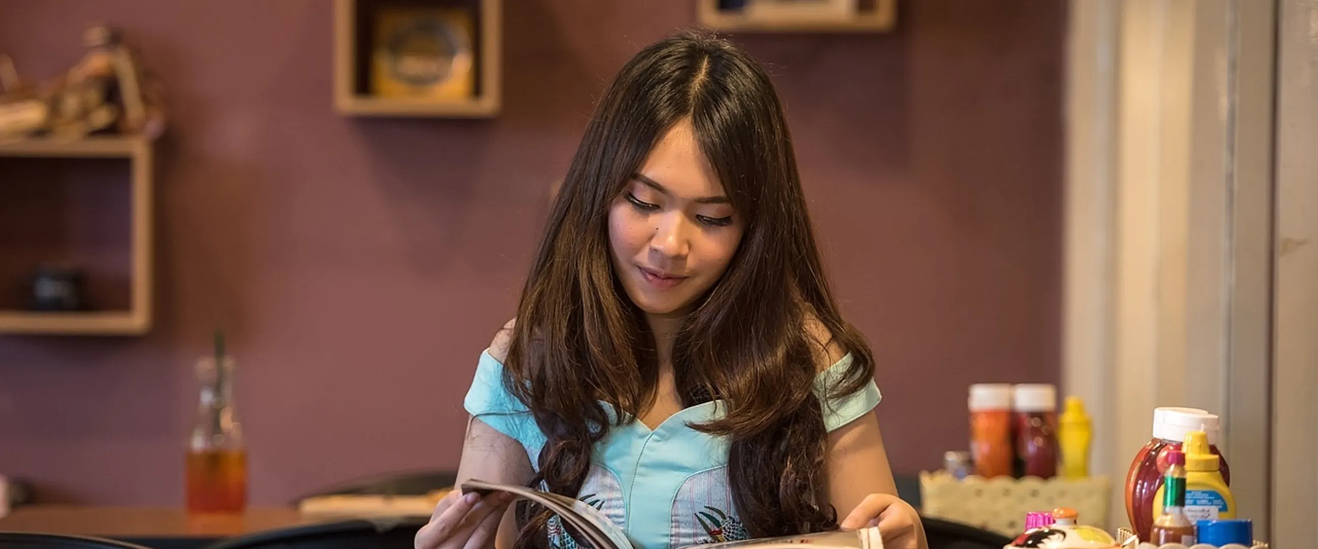 25 Contoh kalimat kompleks lengkap bahasa Indonesia, mudah dipahami