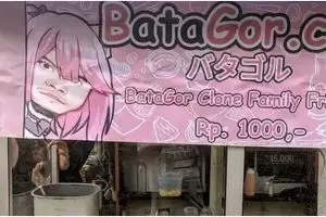 11 Momen kocak ini buktikan Wibu sejati, motor dimodifikasi jadi anime