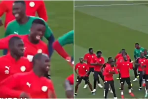 Asyiknya latihan ala Timnas Senegal, pemanasan dengan menari kompak