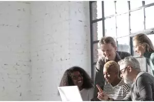 35 Contoh kalimat obligation bahasa Inggris beserta artinya