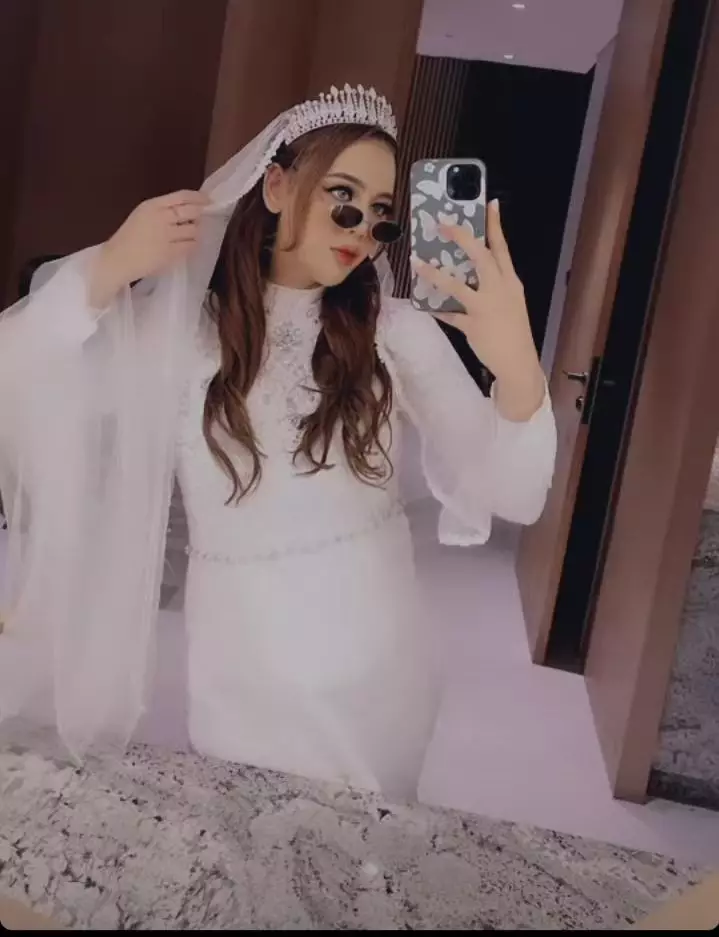 ratu rizky nabila mengaku ditipu suami © instagram ratu rizky nabila mengaku ditipu suami © instagram