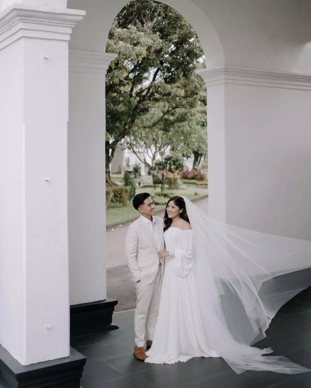 Kaesang dan Erina pamer keromantisan © Instagram