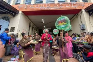 Doakan kelancaran ngunduh mantu Kaesang dan Erina Gudono, pedagang Pasar Gede Solo gelar Mangayubagyo