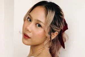 Sempat jerawatan, 7 skincare rutin ala Nadin Amizah ini bikin wajahnya mulus kembali