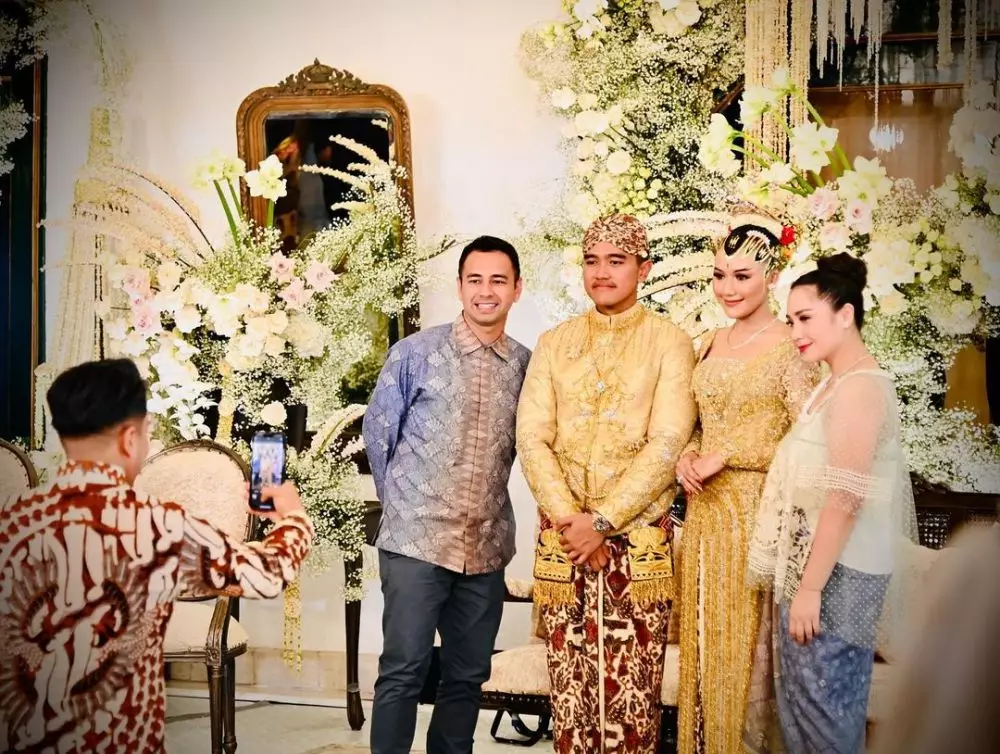 penampilan nagita di pernikahan kaesang-erina © berbagai sumber penampilan nagita di pernikahan kaesang-erina © berbagai sumber