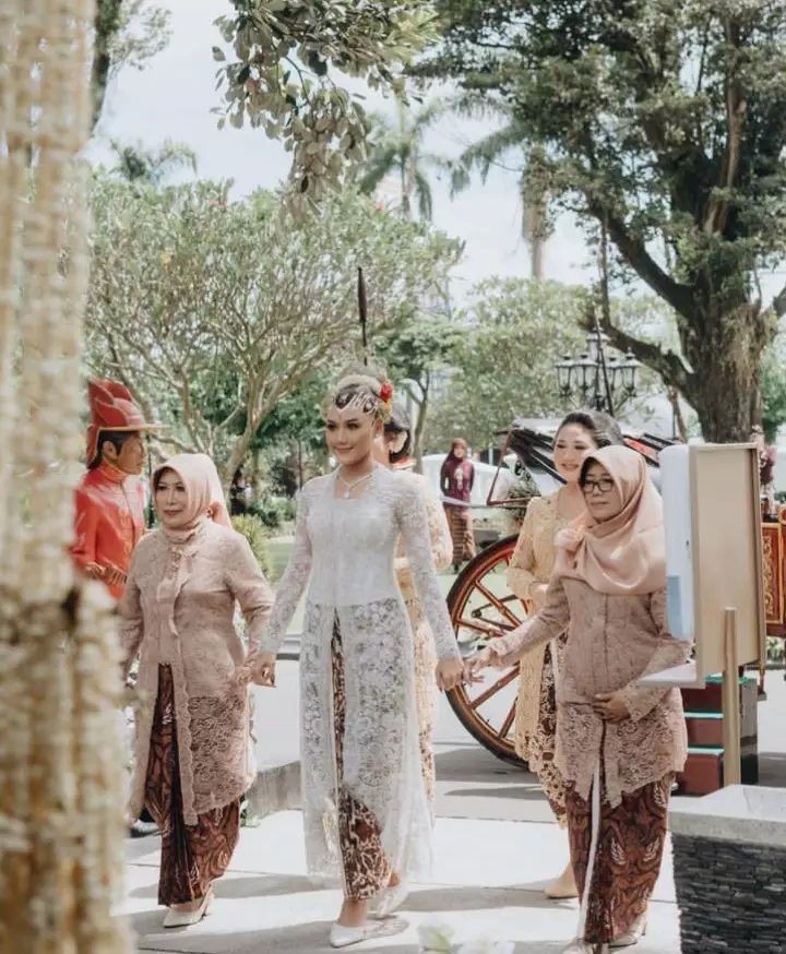 Cerita Erina dibalik riasan akad nikah © 2022 brilio.net