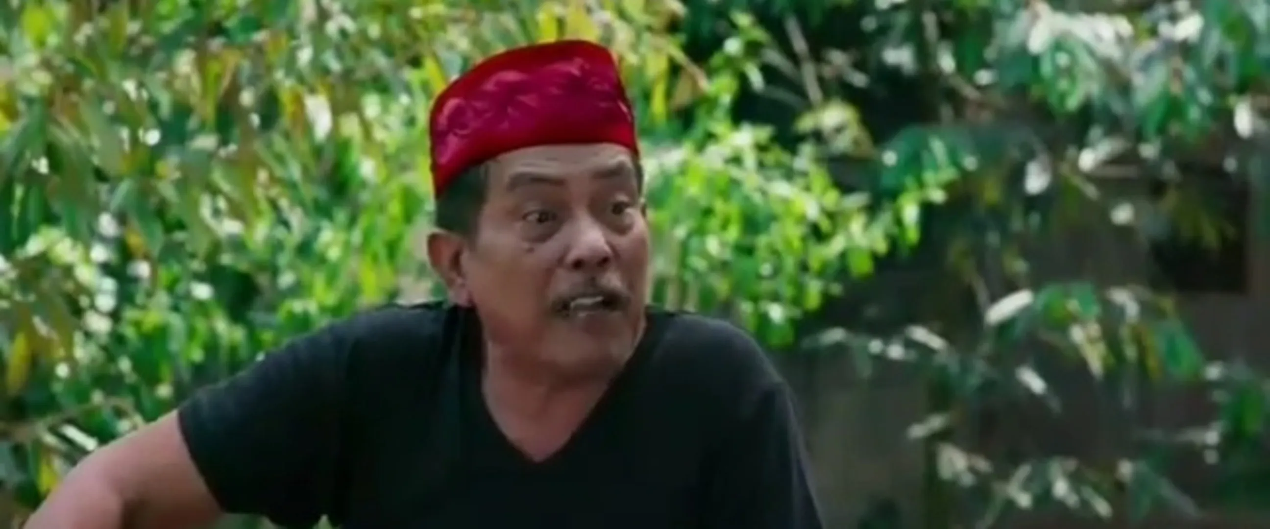 Pemain sitkom Suami-Suami Takut Istri Otis Pamutih berpulang, ini 9 potret kenangan semasa hidup
