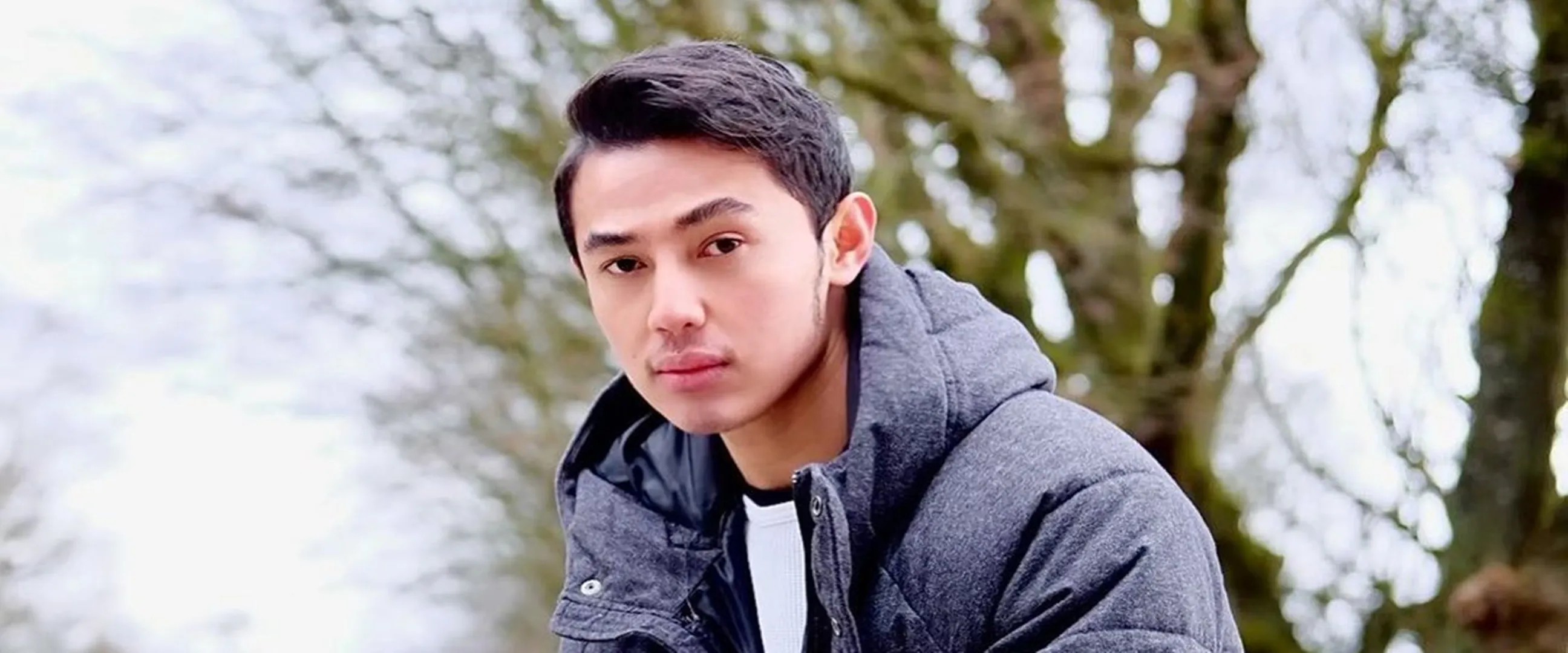 Pemain sinetron Ganteng-Ganteng Serigala kini jadi notaris PPAT, intip 11 potret terbarunya