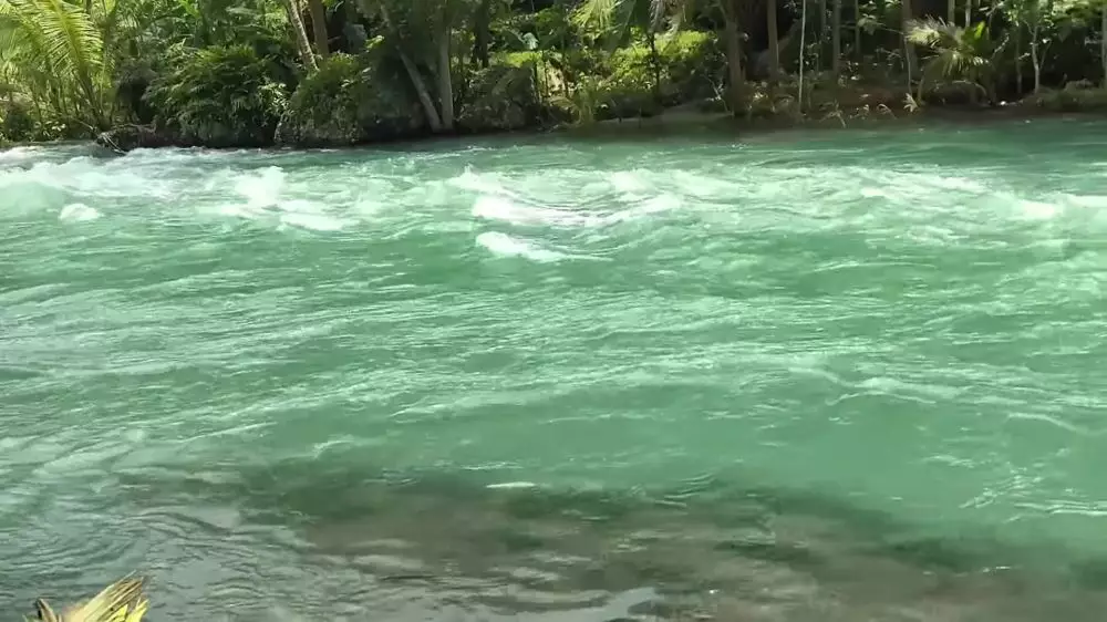 sungai jernih di kebumen layaknya di swiss © berbagai sumber