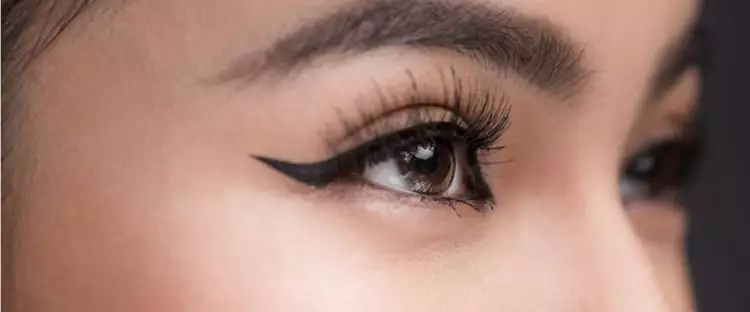 11 Rekomendasi liquid eyeliner harga di bawah Rp 150 ribu, bikin mata terlihat dramatis