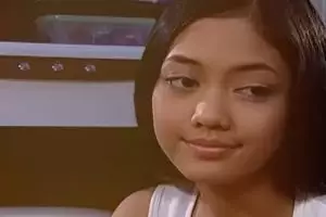 Dicibir usai sambut Natal bareng Jonathan Frizzy, ini 11 potret perjalanan karier Ririn Dwi Ariyanti