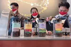 Puluhan petani kopi Indonesia menanti hasil kompetisi kopi paling prestisius di dunia