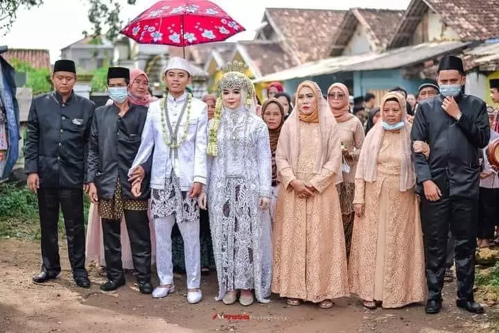 kronologi suami selingkuh dengan ibu mertua © berbagai sumber