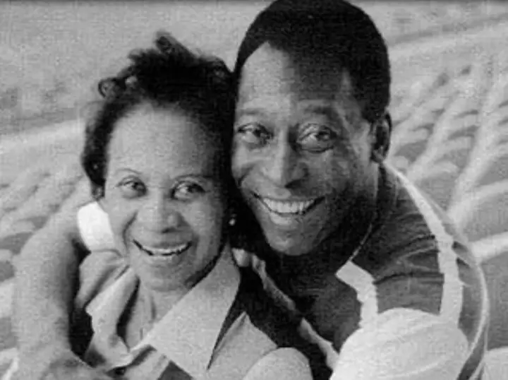 Mengenang Pele legenda Brasil © 2022 brilio.net Mengenang Pele legenda Brasil © 2022 brilio.net