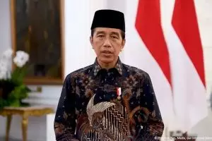 PPKM resmi dicabut, Jokowi tegaskan penyaluran bansos tetap lanjut di 2023