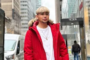 Punya tampilan wajah glowing, yuk intip 5 perawatan wajah pria ala Caren Delano