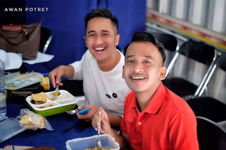 Seleb pria kembaran sesama artis © berbagai sumber Seleb pria kembaran sesama artis © berbagai sumber