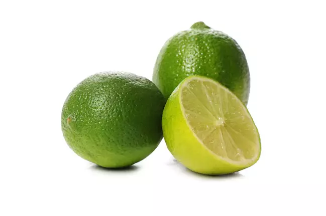 DIY membuat setting spray dari bahan alami Berbagai sumber DIY membuat setting spray dari bahan alami Berbagai sumber