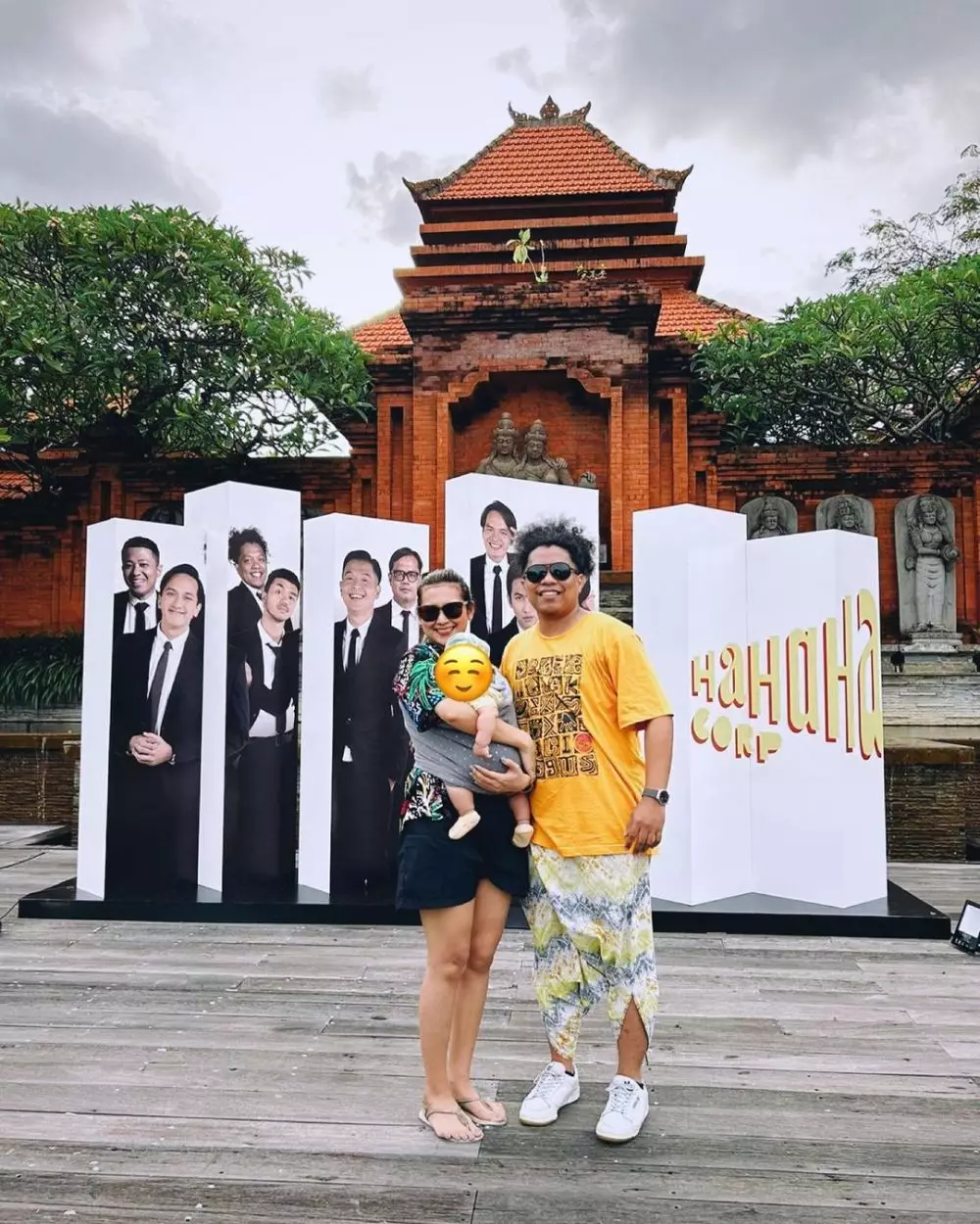 Arie Kriting respons warganet soal bayinya © berbagai sumber