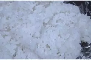 Cara menanak nasi pakai panci presto, lebih cepat pulen hanya dalam 10 menit