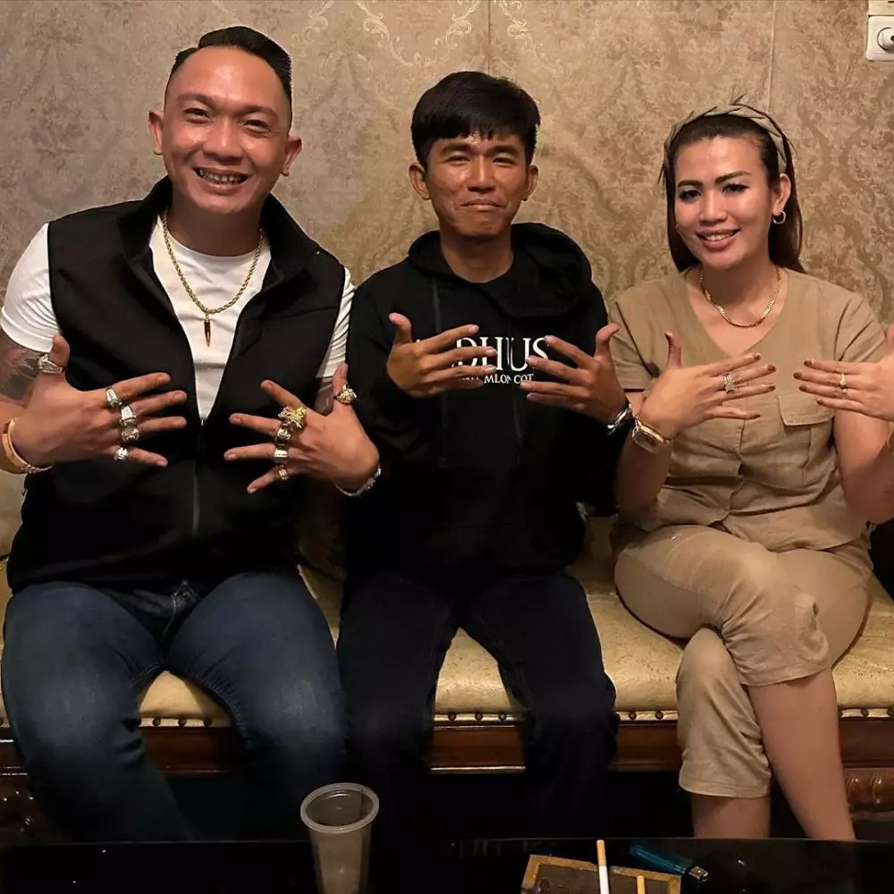 John LBF yang tawari Tiko kerja © Instagram