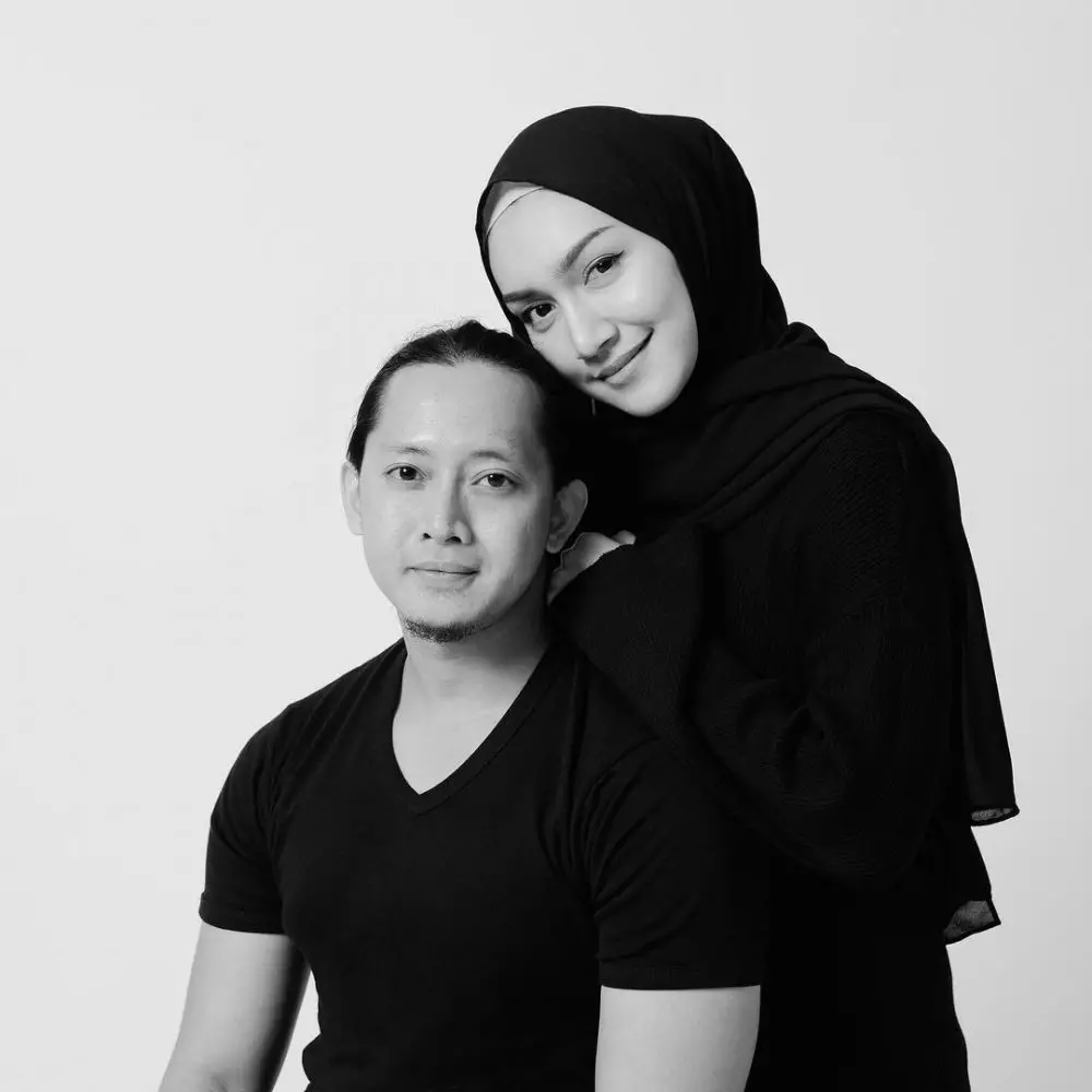 perjalanan cinta Melodi dan Tommy  © 2022 berbagai sumber