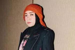 Sukses turunkan bobot 30 kg, intip 11 potret dulu dan kini Melly Goeslaw