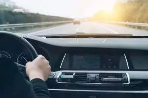 11 Arti mimpi menyetir mobil, sering dianggap menandakan keberhasilan