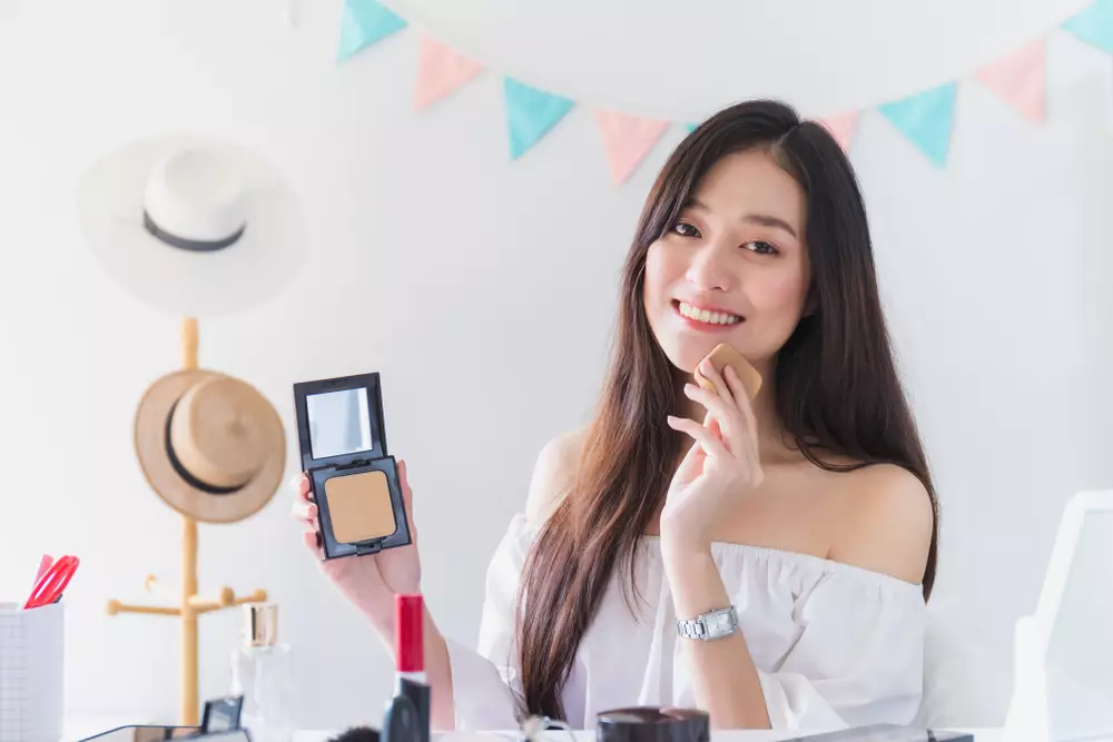 host live stream © 2023 brilio.net