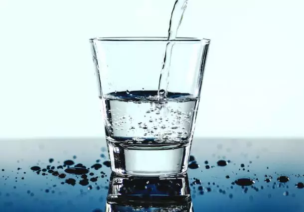 <img style= <img style=