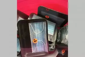 11 Potret kemasan barang tak sesuai ini bikin pengunjung melongo, trik marketing nyeleneh