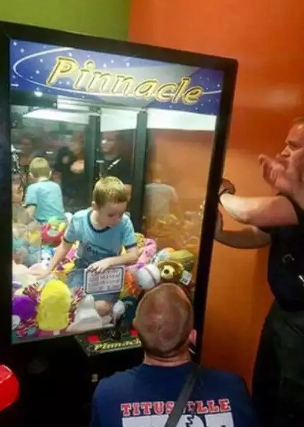  Kejadian tak terduga di wahana bermain © 2023 brilio.net