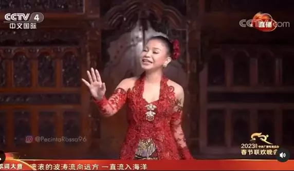 potret Rossa tampil di stasiun TV China © 2022 berbagai sumber potret Rossa tampil di stasiun TV China © 2022 berbagai sumber