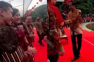 Momen kocak Jokowi tak sadar salaman dengan Kaesang dan Erina Gudono, ekspresi kagetnya disorot