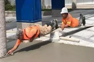 11 Momen lucu orang saat kerjasama ini senyum tipis, ada aja akalnya