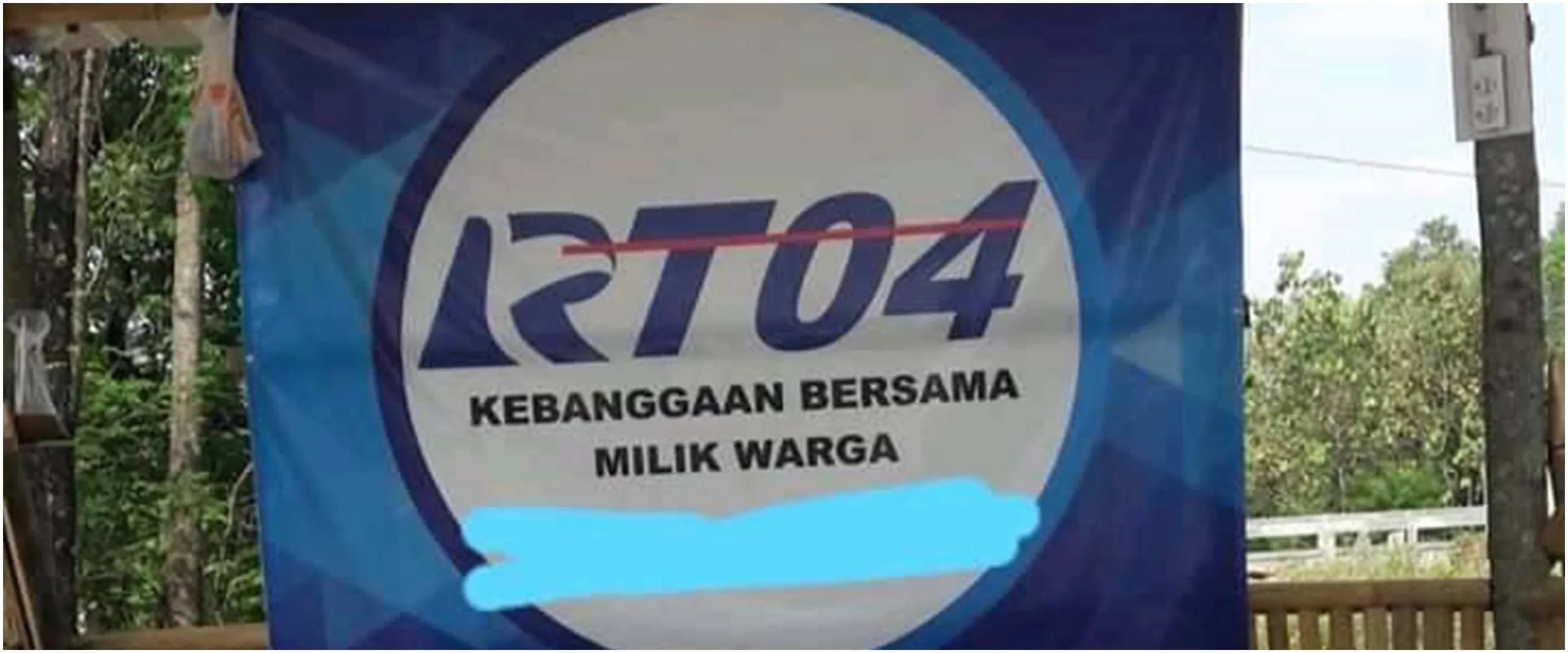 11 Tulisan kocak di spanduk perumahan ini bikin warga setempat nyengir lebar