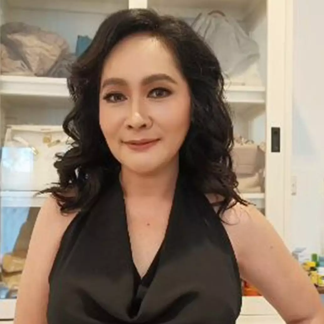 7 Momen Ahmad Dhani jumpa Pungky Sukmawati, mantan pacar pendiri Dewa 19 yang dibuatkan lagu Kangen