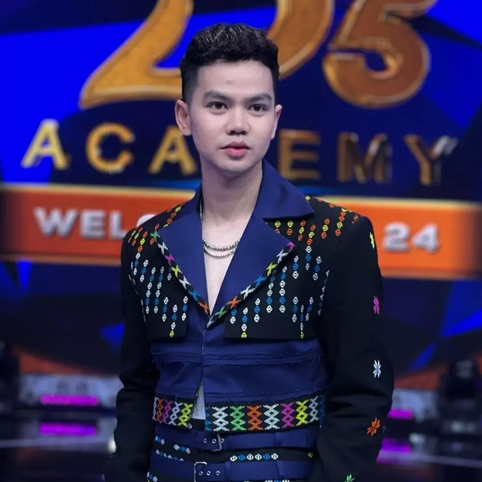 Nyaris lamar Lesty, 13 potret dan kabar terbaru Faul LIDA yang segera bergelar Doktor