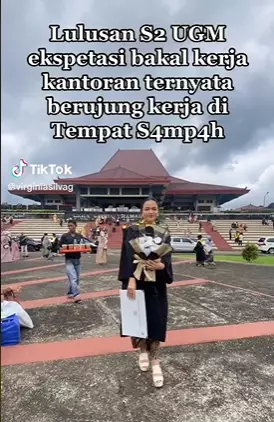 Lulusan S2 memilih bekerja di tempat sampah  © 2023 brilio.net