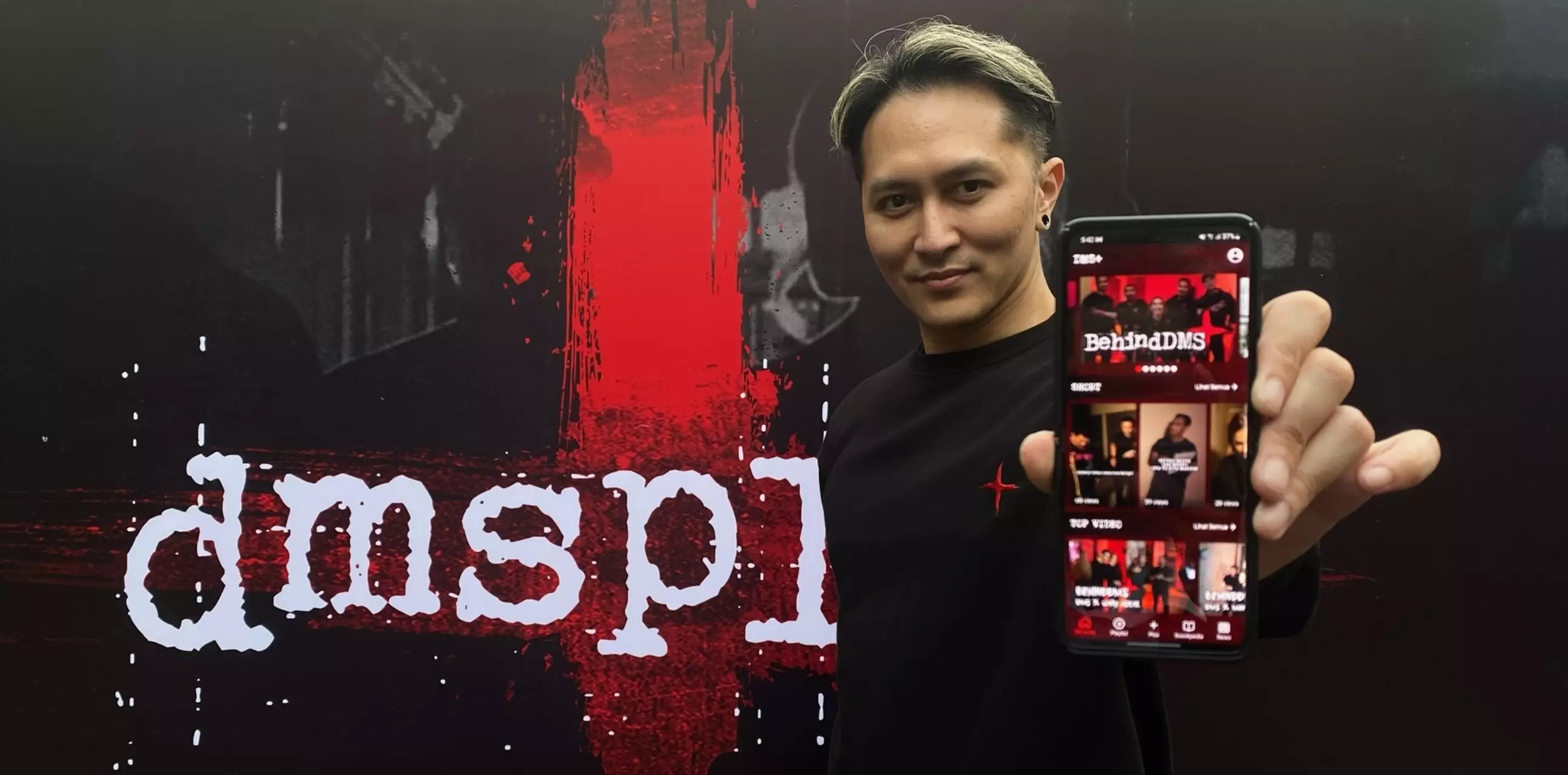 Demian dan Sara Wijayanto luncurkan aplikasi misteri di tengah kuburan tua peninggalan VOC