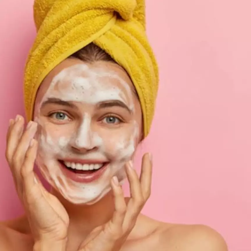 7 Rekomendasi scrub wajah untuk kulit berminyak harga di bawah Rp 50 ribu, kontrol sebum berlebih