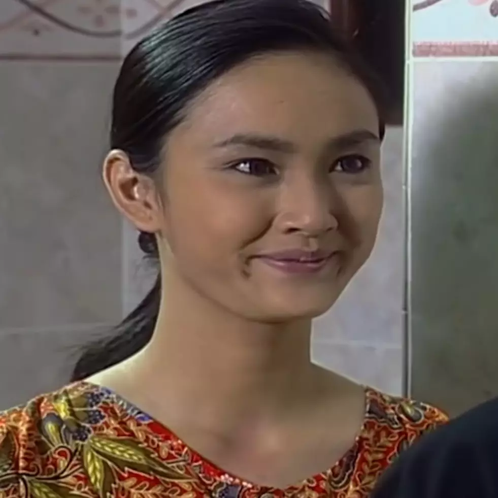 Iyem di sinetron Tersanjung dulunya model era 90-an, intip 11 potret masa mudanya yang manglingi