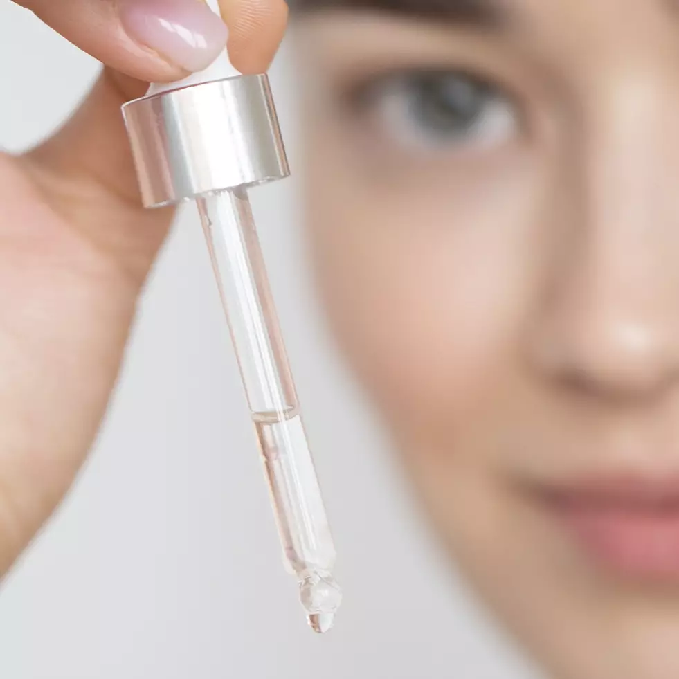 Memicu kerusakan kulit, 7 bahan aktif skincare ini tidak boleh dipakai bersamaan