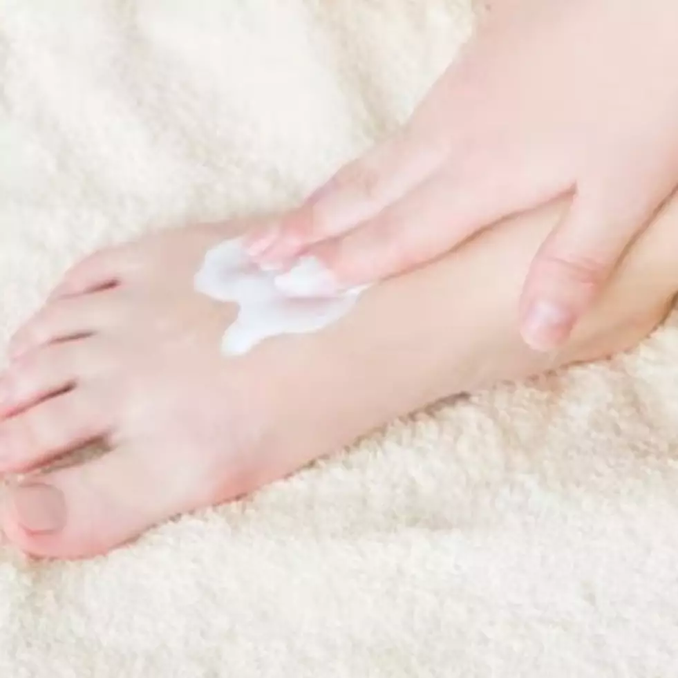 Cuma pakai 5 bahan alami, begini cara membuat krim untuk lembutkan dan cegah pecah-pecah pada kaki