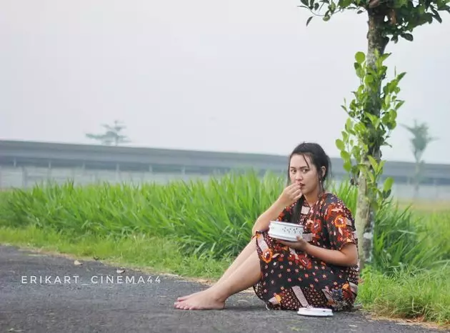 gaya sederhana biduan koplo © Instagram