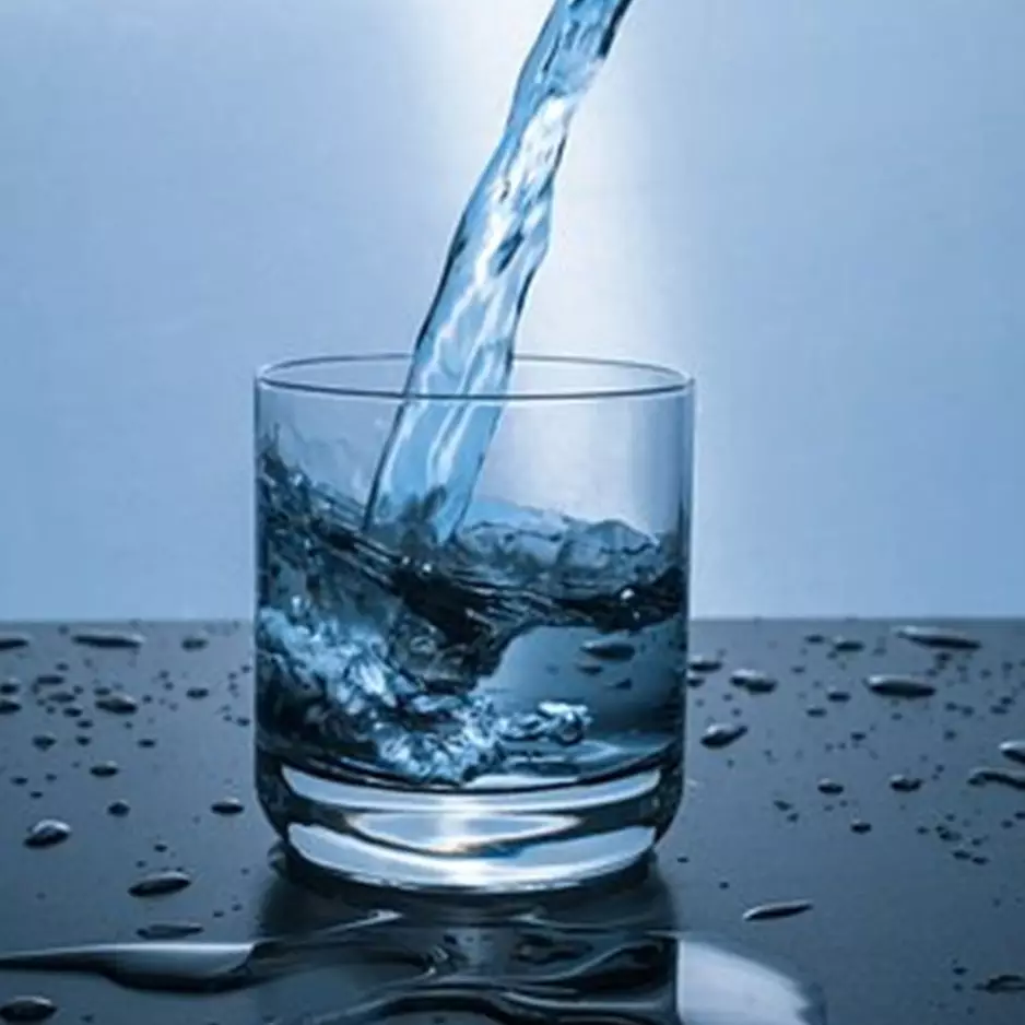 11 Manfaat minum air hangat untuk ibu hamil, bisa kurangi mual dan muntah