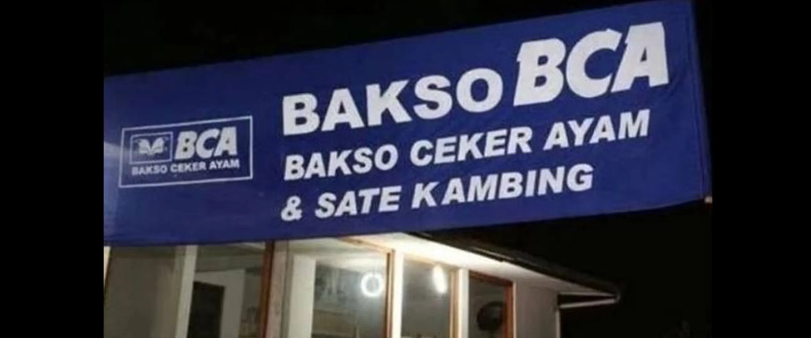 Kreatif pol, 11 tulisan lucu di spanduk tukang bakso ini penuh singkatan nyeleneh