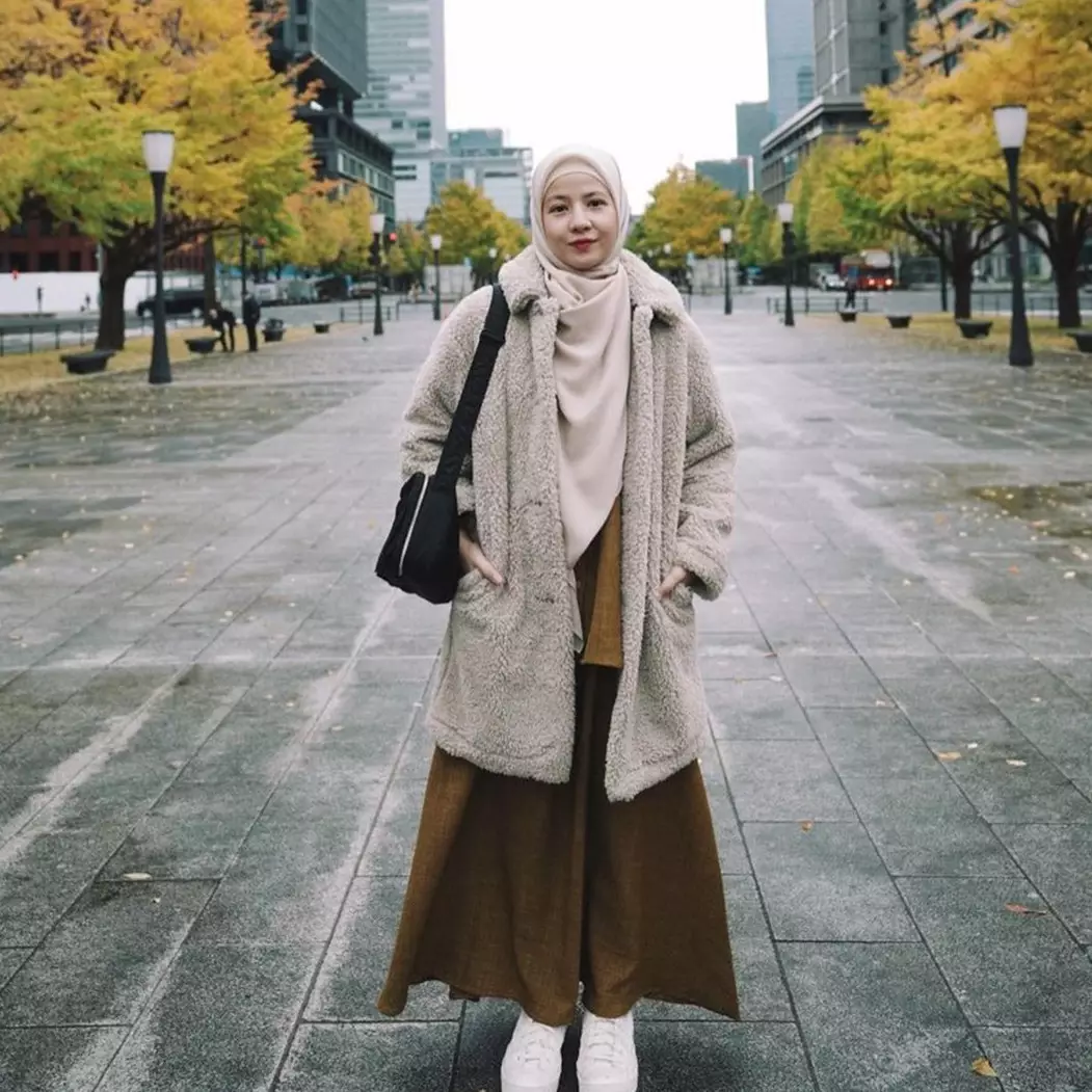 Sikap Natasha Rizky saat diajak buat konten joget bareng ini dipuji, disebut tetap jaga aurat